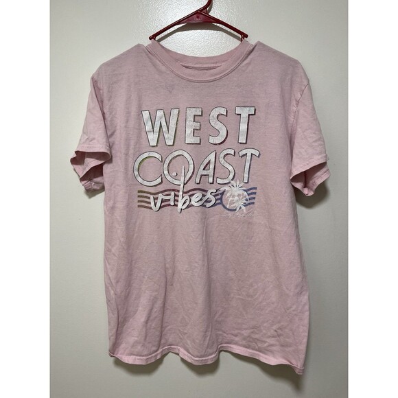 Unbranded Other - Surf Ministry Men’s Medium Graphic Pink Shirt Short Sleeve Surf